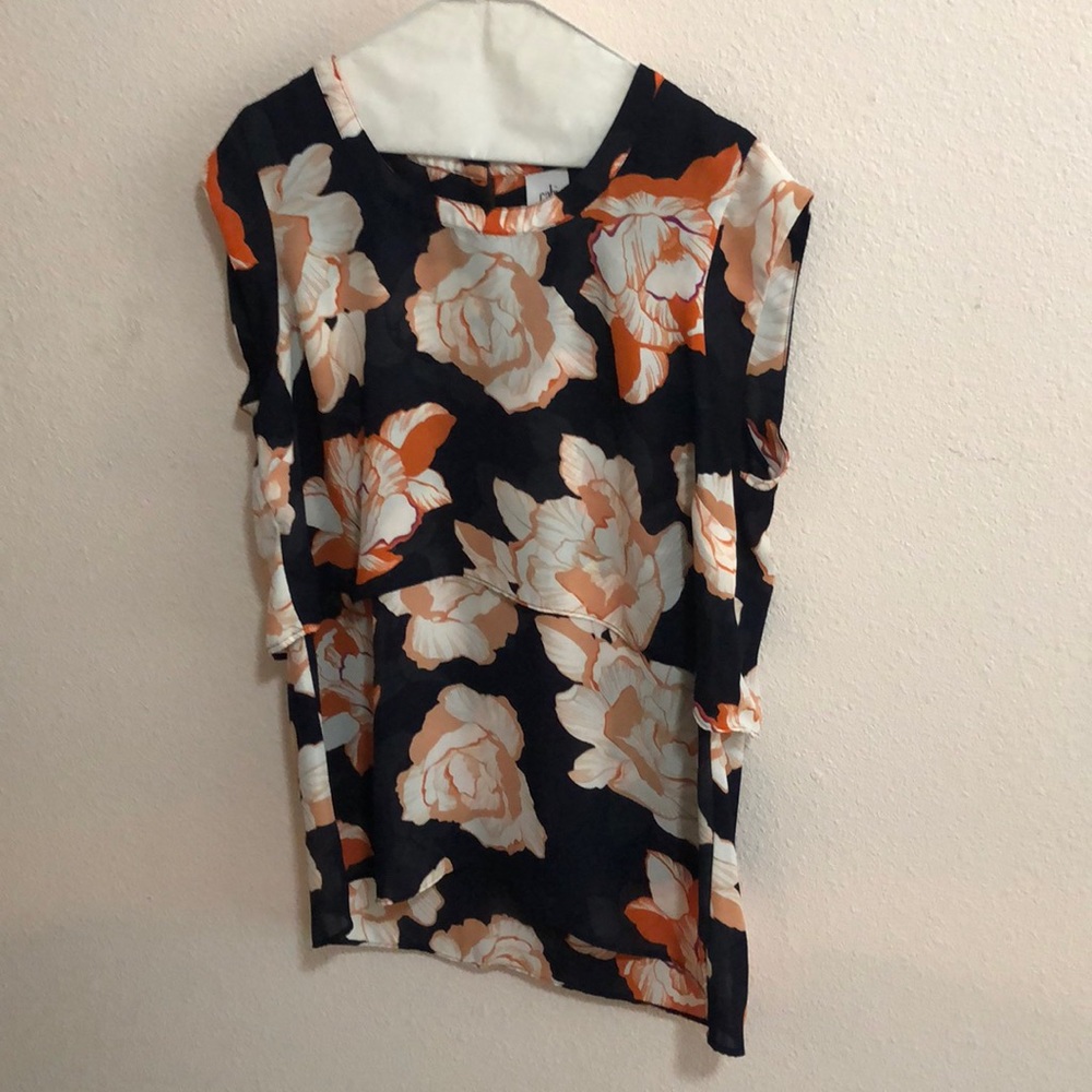Cabi Top